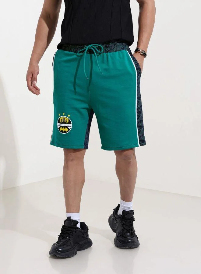 ذا انديان كراج كو Men Regular Fit Batman Printed Side Pocket Mid-Rise Shorts